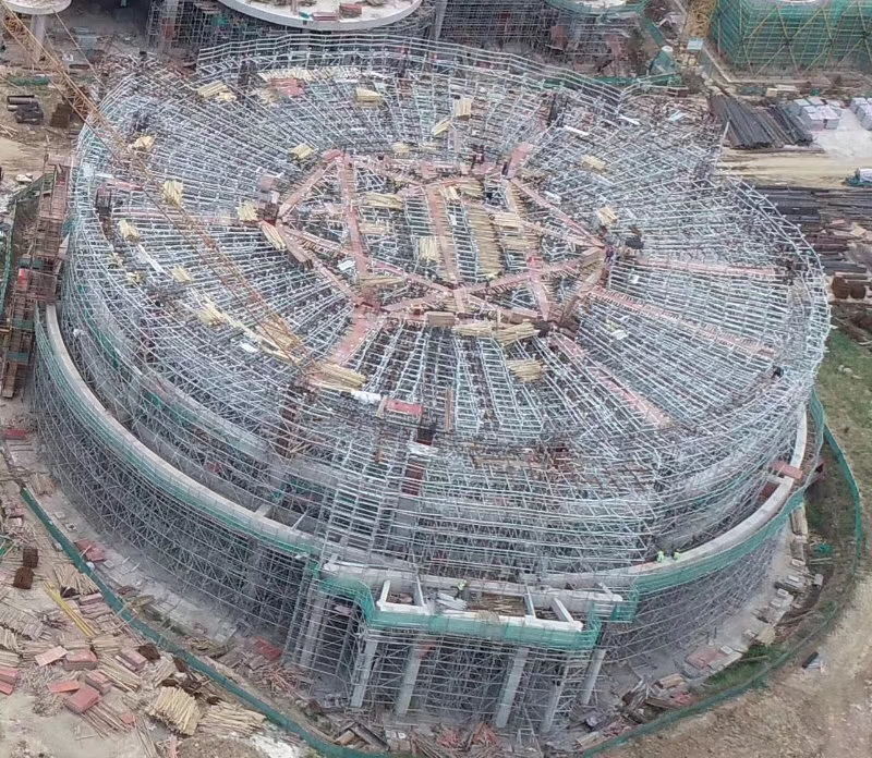 盤(pán)扣式腳手架做模板內(nèi)支撐架搭設(shè)方案 (圖1) 盤(pán)扣式腳手架做模板內(nèi)支撐架搭設(shè)方案 (圖1)